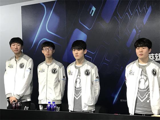 随着中超联 随着中超联