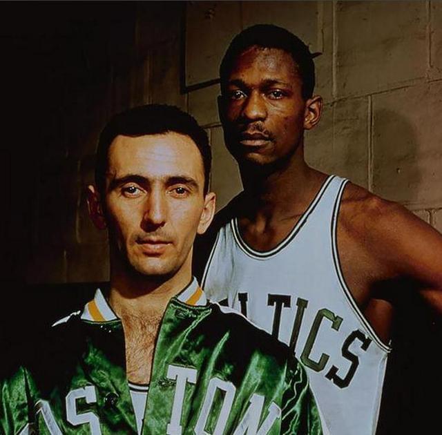 中后场之间 中后场之间